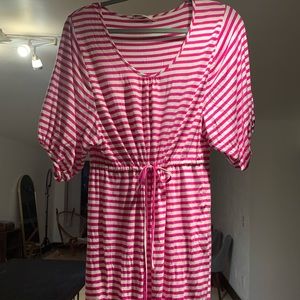 Casual Calvin Klein mini dress.